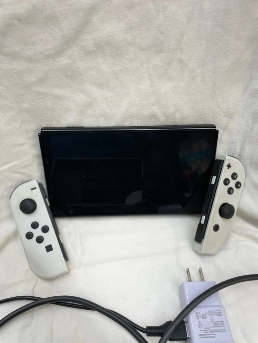 Nintendo switch White Gaming Console with Detachable Controllers/charging dock
